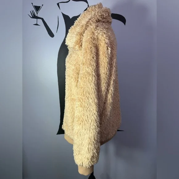 Urban Heritage Cream Teddy Jacket. PTP 22. - Picture 6 of 10